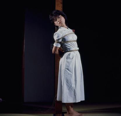 Kinbaku/Shibari-Tomoko