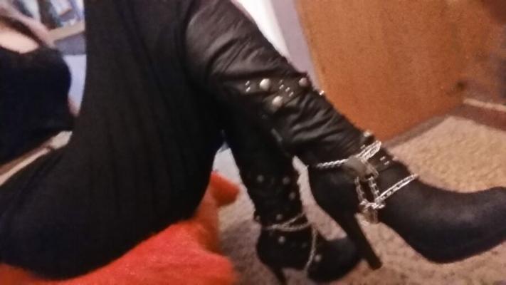 Me crossdressing