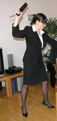 [FEMDOM] Frauen mit Peitschen – in Aktion II