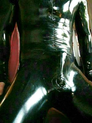 Rubber Master из Nrw