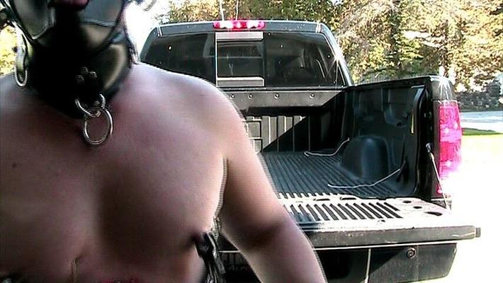Femdom Outdoor Hunliation Sissy Transport