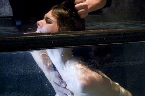 水縛り