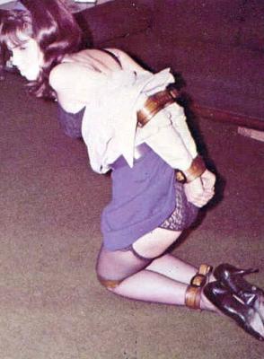 Klassisches Bondage – Cheryl Rothman