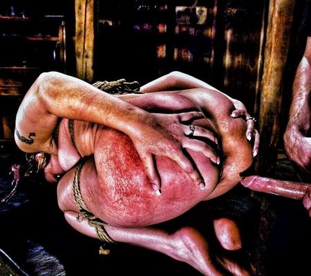 Bilder mit BDSM-Effekt