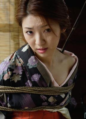 瀬名涼子