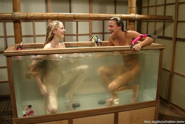 Водный бондаж с Клэр Адамс