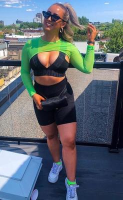 Aisling fat tits thicc bimbo blogger thinks shes better than you